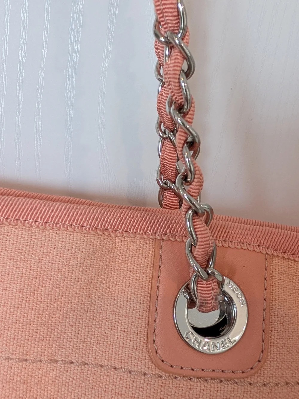 CHANEL Deauville Peach Chain-Handle Logo Tote - Picture 15 of 16